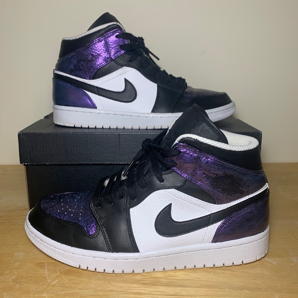 Air Jordan 1 Mid Custom